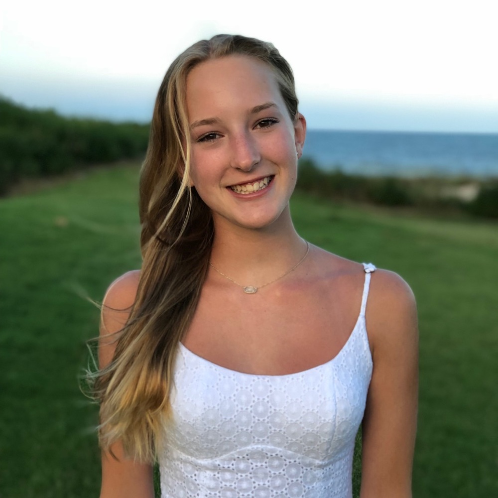 Meet your Posher, Chloe